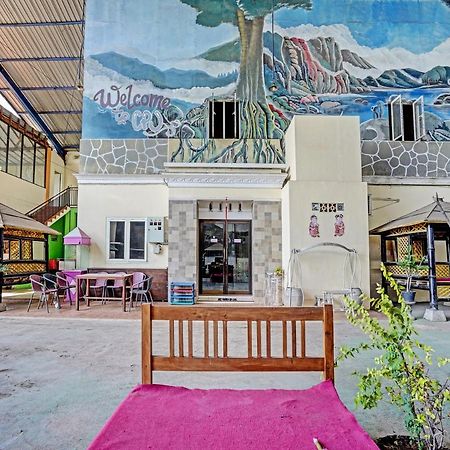 פרובולינגו Oyo 90943 Mochi 88 Homestay מראה חיצוני תמונה