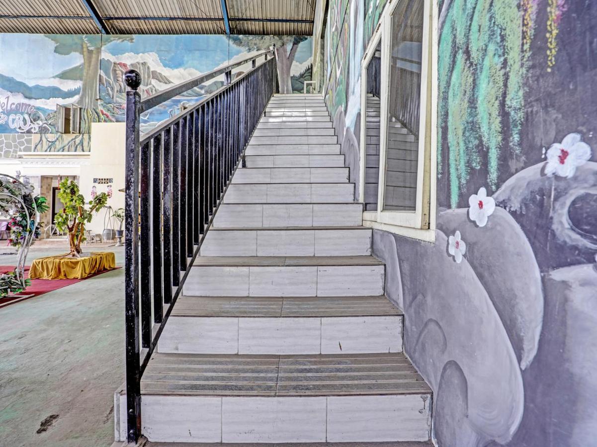 פרובולינגו Oyo 90943 Mochi 88 Homestay מראה חיצוני תמונה