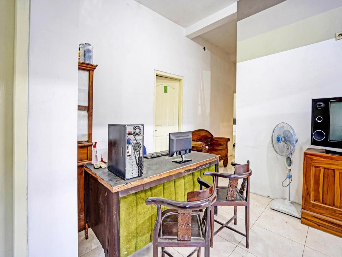 פרובולינגו Oyo 90943 Mochi 88 Homestay מראה חיצוני תמונה
