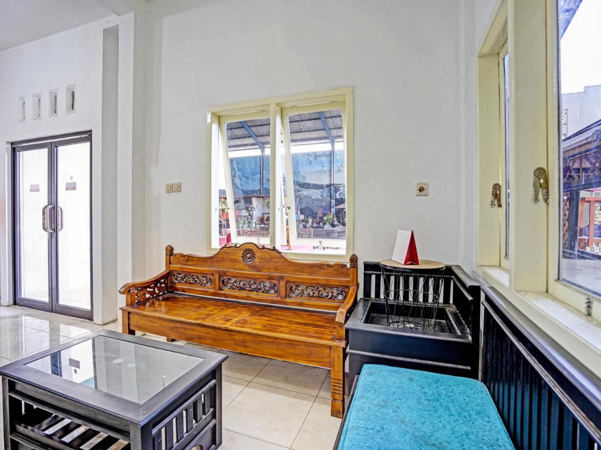 פרובולינגו Oyo 90943 Mochi 88 Homestay מראה חיצוני תמונה